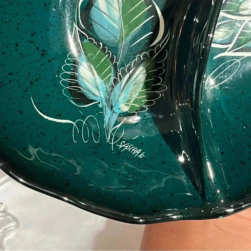 Sascha Brastoff Leaves Pottery Sectioned Forest Green 10” Bowl - Picture 2 of 5